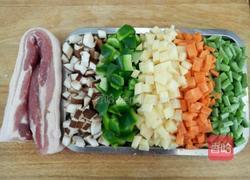 时蔬五花肉煲仔饭的做法图解2