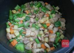 时蔬五花肉煲仔饭的做法图解8