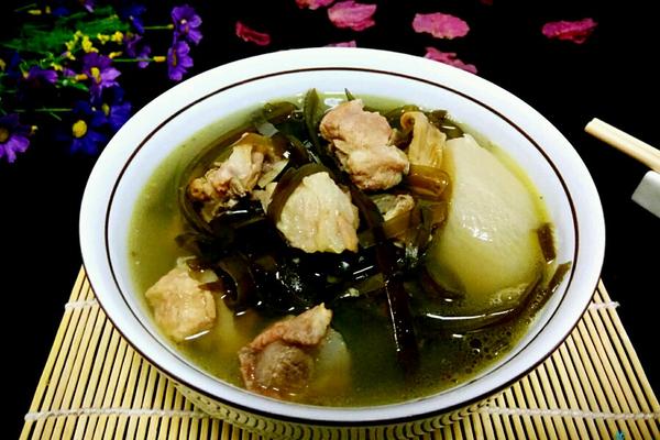 白萝卜海带排骨汤的精选做法