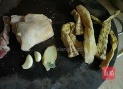 竹笋烧鸭的做法图解1