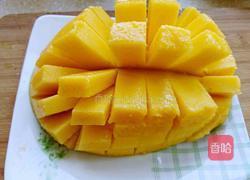 果肉椰汁糕的做法图解1