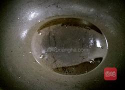 咸鱼炖豆腐的做法图解3