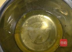 戚风蛋糕的做法图解5