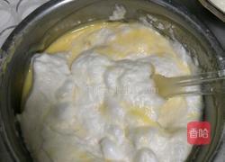 戚风蛋糕的做法图解8