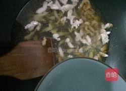 青菜榨菜肉丝汤的做法图解5