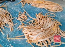 自制蔬菜面条的做法图解13