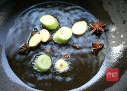 杏鲍菇炖排骨的做法图解6