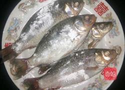 酥焖鲫鱼的做法图解3