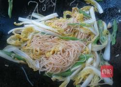 娃娃菜炒粉丝的做法图解9