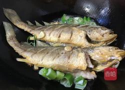 葱油黄鱼的做法图解5