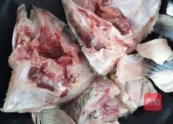 鱼头粉皮汤的做法图解1