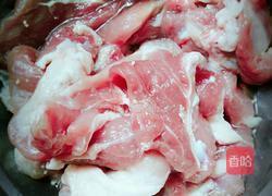 粉炸瘦肉的做法图解1