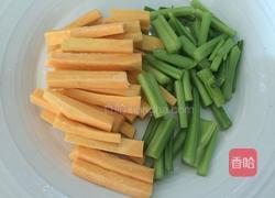 特色干锅虾的做法图解1