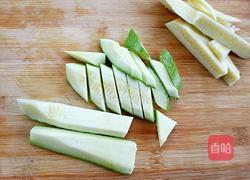 虾皮西葫芦鸡蛋的做法图解2