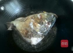 砂锅鱼头冻豆腐煲的做法图解5