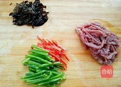 肉丝炒青椒的做法图解2