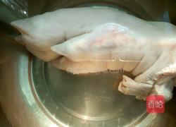 南乳猪手的做法图解1