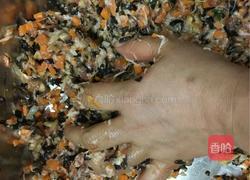 香菇木耳煎餃的做法图解2