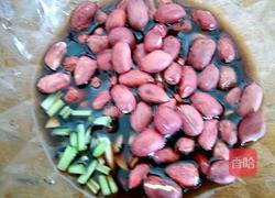 酸甜花生米的做法图解7