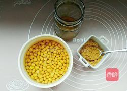 亚麻子豆浆的做法图解1