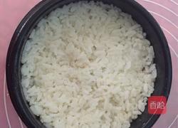 砂锅煲仔饭的做法图解1