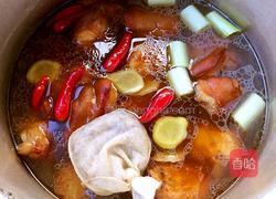 卤猪蹄子的做法图解7