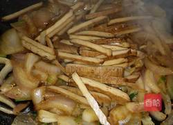 洋葱炒香干的做法图解4