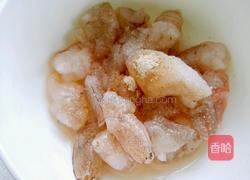 木耳虾仁炒蛋的做法图解2