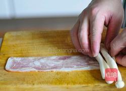 海鲜菇培根卷的做法图解3