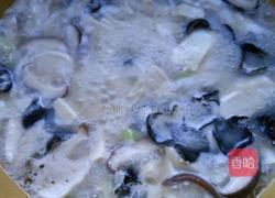菌菇豆腐煲的做法图解7