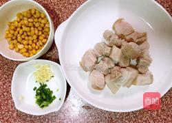 黄豆炖五花肉的做法图解3