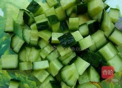 黄瓜牛奶汁的做法图解2