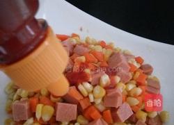 火腿肠炒玉米胡萝卜的做法图解8