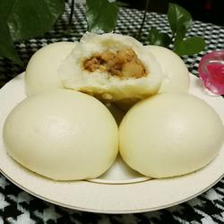 肉丁馒头的做法[图]