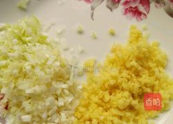 肉丁馒头的做法图解3