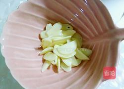 豆腐干炒青椒的做法图解2