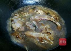 酱炖鲢鱼的做法图解7