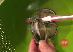 鲍鱼仔鸡汤的做法图解2