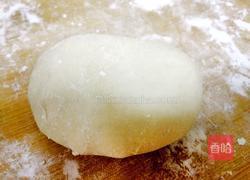 牛肉香菇芹菜水饺的做法图解2