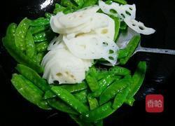 荷兰豆炒藕片的做法图解4