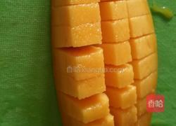 芒果椰汁糕的做法图解1