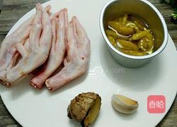 泡鸭爪的做法图解1