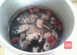 黑豆骨头汤的做法图解5