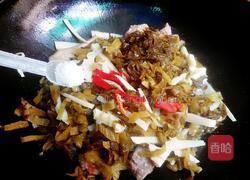 酸笋焖鸭的做法图解4