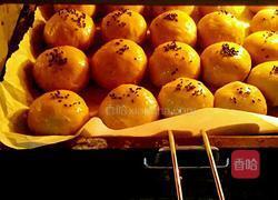 紫薯肉松蛋黄酥的做法图解18