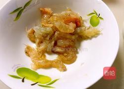 韭菜鸡蛋虾仁饺子馅的做法图解2