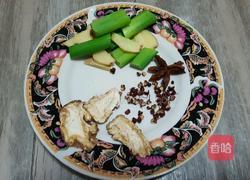 当归炖鸡的做法图解3