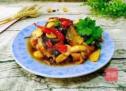 大蒜烧鲶鱼的做法图解12