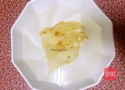 海底椰花胶乌鸡汤的做法图解1