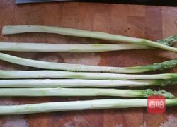 牛肉炒芦笋的做法图解4